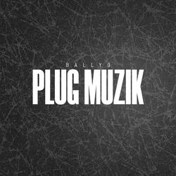 HUSTLING IN THE KITCHEN