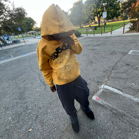 CliffHuxtable (feat. prod. Leo Giles)