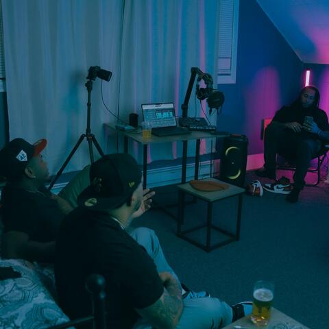 La Shorty (feat. Wimbo Light & Luffycf)