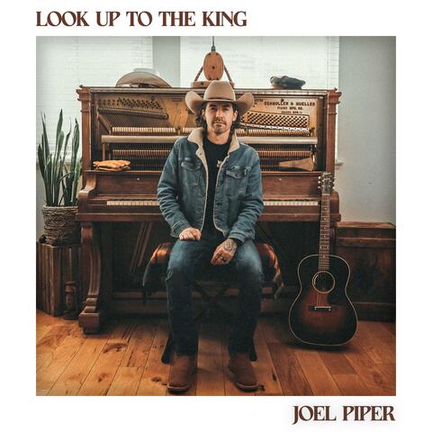 LOok uP tO thE (KING)