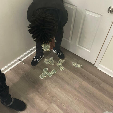 NiggasKappin (feat. K5ive)