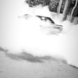 War W Everybody (feat. Yung Za)