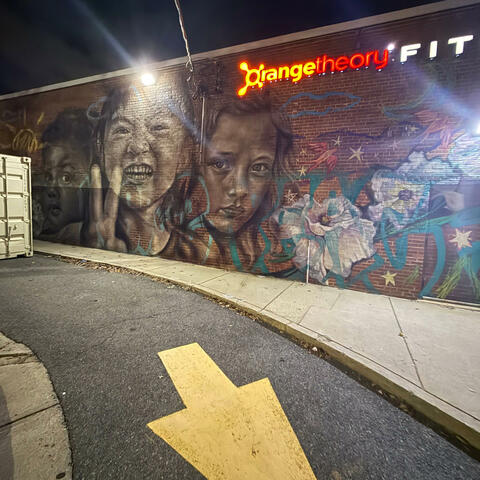 Late (feat. HOLLYHOOD)