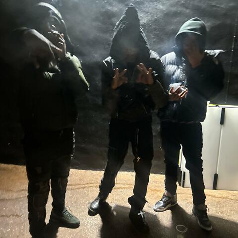 TRIPLE BEAM TEAM (feat. NOTTS OLA & J4_Blaze)