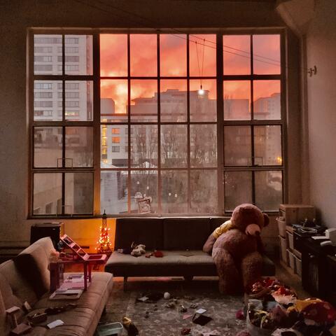 Apt Complex