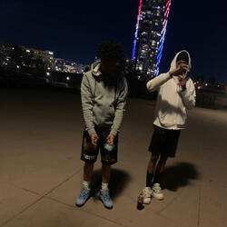 BLIND SCENES (feat. PEEZY3x)