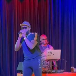 HASTA LO OSCURO REMASTERED 2025