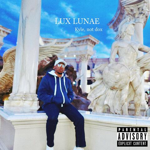 LUX LUNAE