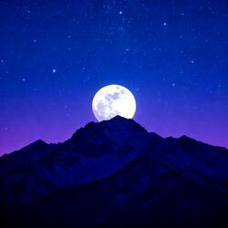 Lunar Crest (slowed)