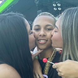 ELA É NOVINHA MAS GOSTA QUE PEGA E ABUSA vs BEAT RASTEIRIN