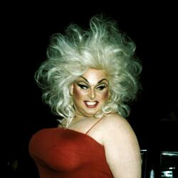 MUSIC IS SO (...) AWESOME