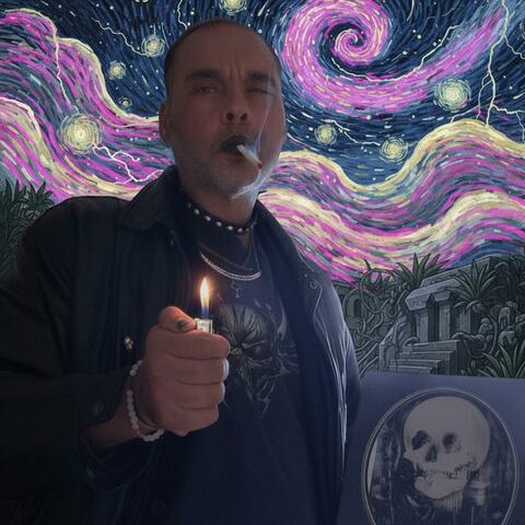 Mirror, Mirrror (Halloween Song part 2) (feat. Duppy Clan)