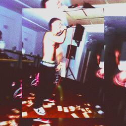 porquecoñonomepego  (Speed Up)