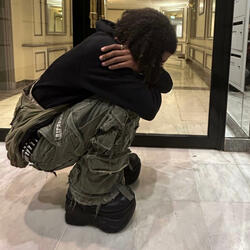 une oreille pour m'écouter