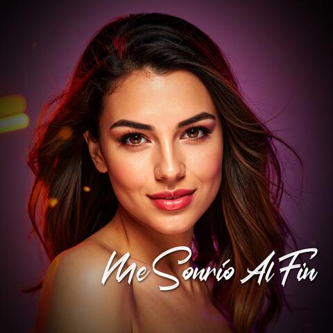 Me Sonrió Al Fin