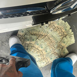 Gon Krazy (feat. RundownDee)