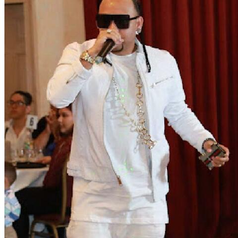 TENGO TO (EN VIVO)