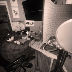 Fake Rich Broke N****s!