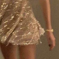 Sukienkę (feat. Meelie)