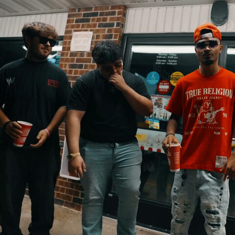 Grindstyle (feat. FrankDaTruth)