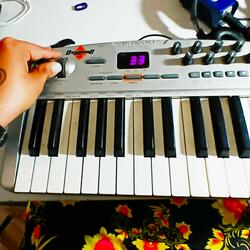 Dear Queen (feat. Romix)