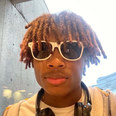 GOD GOT ME (feat. R7pzi)