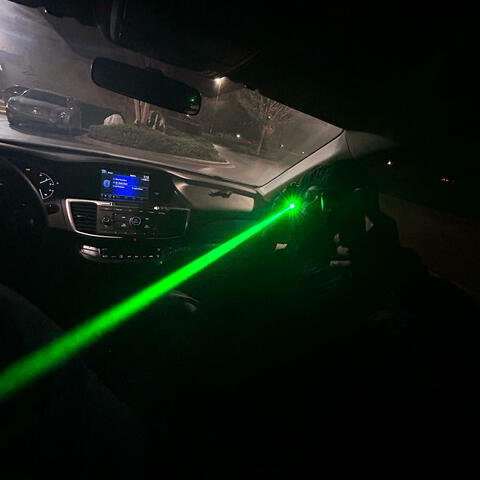 Aint Fw Cuz (feat. Zaetoslime2x, Quetrim3x, Rokkoutcaj & Spzzzout)