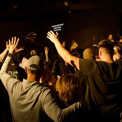 Praise To The Max! (feat. Tay Stunna) (Remix)