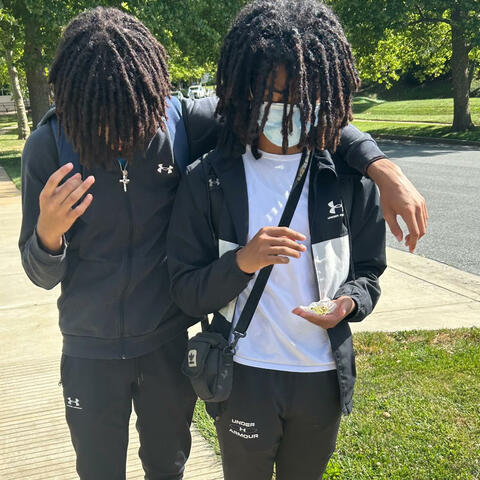 Staydown (feat. backcourtvet)