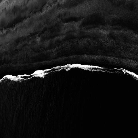 BLACKED OUT FLOW (feat. Gone D'arc)