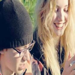 entre fumaça e dor, procuro sentido no nada (mania de você)