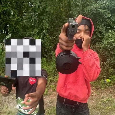 100 Roundz! (feat. ChunkGz)