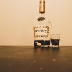 Misery (feat. Austin Reign)