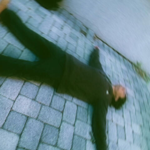 Phone (feat. Mowa Abi)