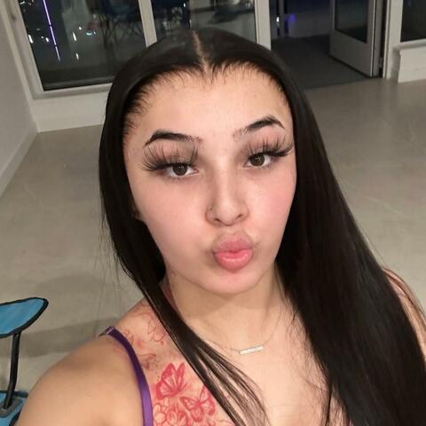 Don’t Make Eye Contact With A Tranny