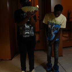 Unbroken (feat. Lilkeeturnt)