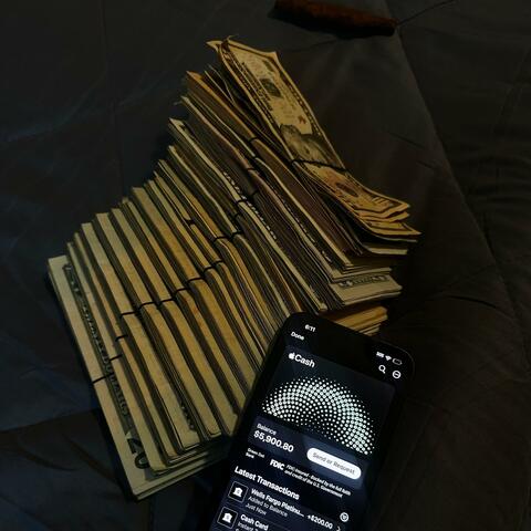 Million Dollar Phone (feat. Dracafully)