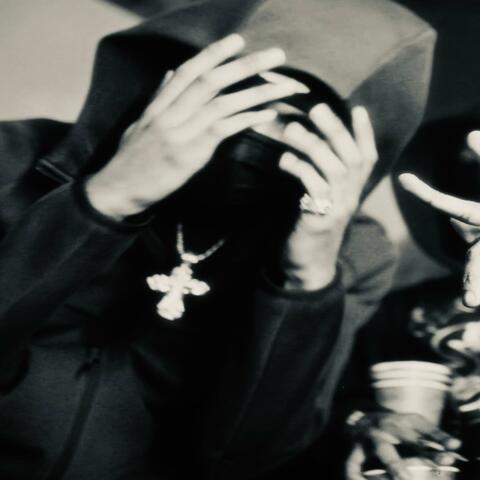 Hot head (feat. Ogeezy)