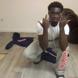 TRIPPING BOUT A BITCH