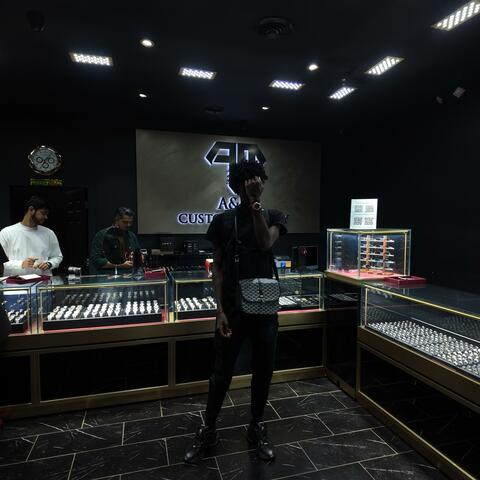 Doug Dimmadome (feat. Dracafully )