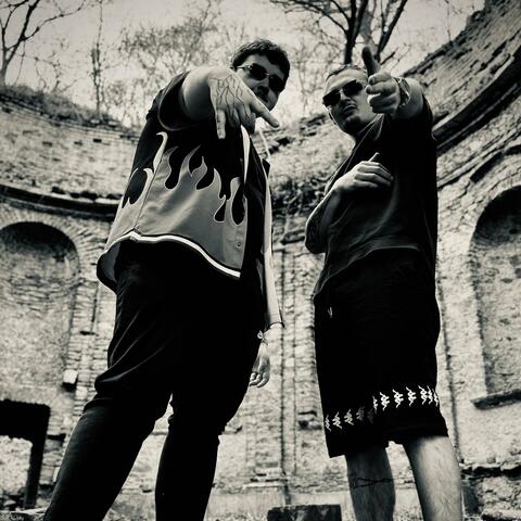 Strach a hnus (feat. GEORGIE)