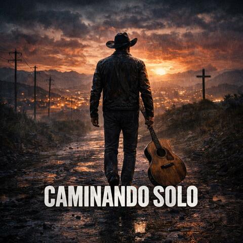 Caminando Solo