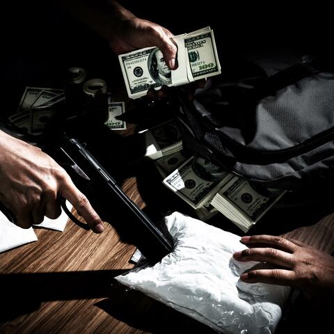 Throw It Up (feat. Cam'ron)
