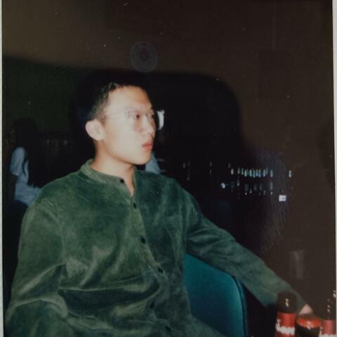 她应该没看我