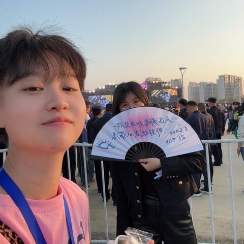 只想和你在一起