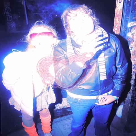 ourlovein2 + ithinkwerealonenow