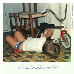 Ella Baila Sola