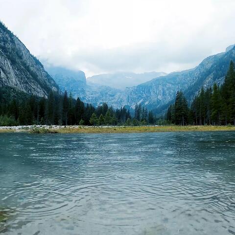Rain Sounds on The Lake