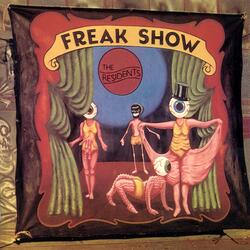 Everyone Comes To The Freakshow (1997)