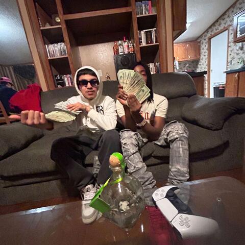 Mo money